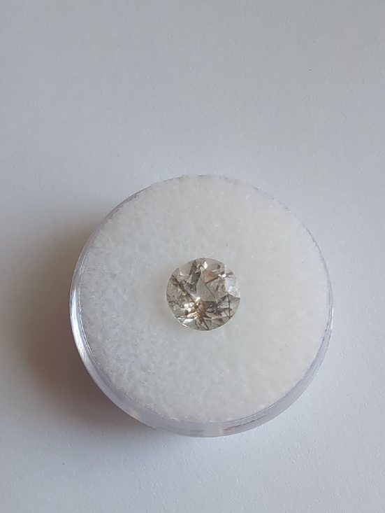Jewelry - Rutilated Quartz 1.7 Carat Round Faceted Loose Gemstone